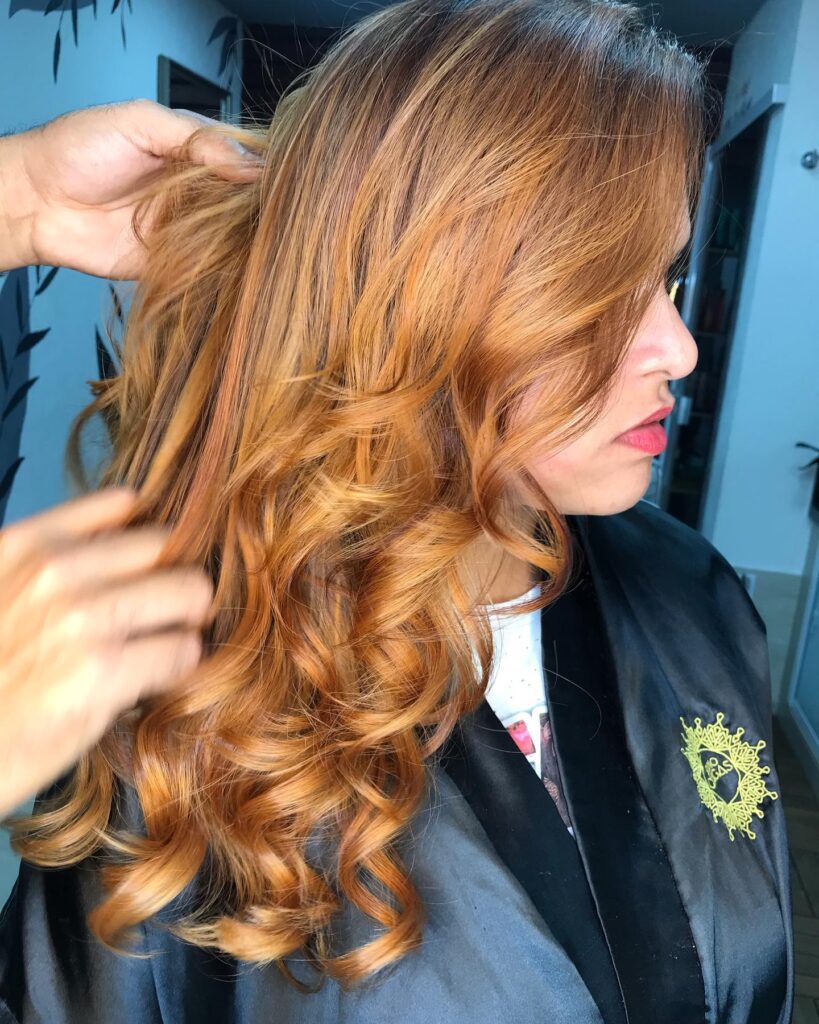 Coloração e mechas – Studio Chagas, Boqueirão, Praia Grande - SP – foto 6