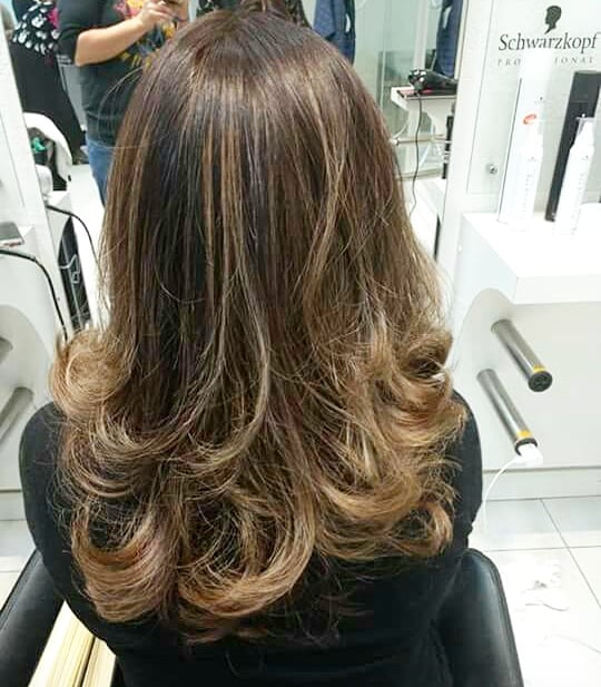 Coloração e mechas – Studio Chagas, Boqueirão, Praia Grande - SP – foto 2