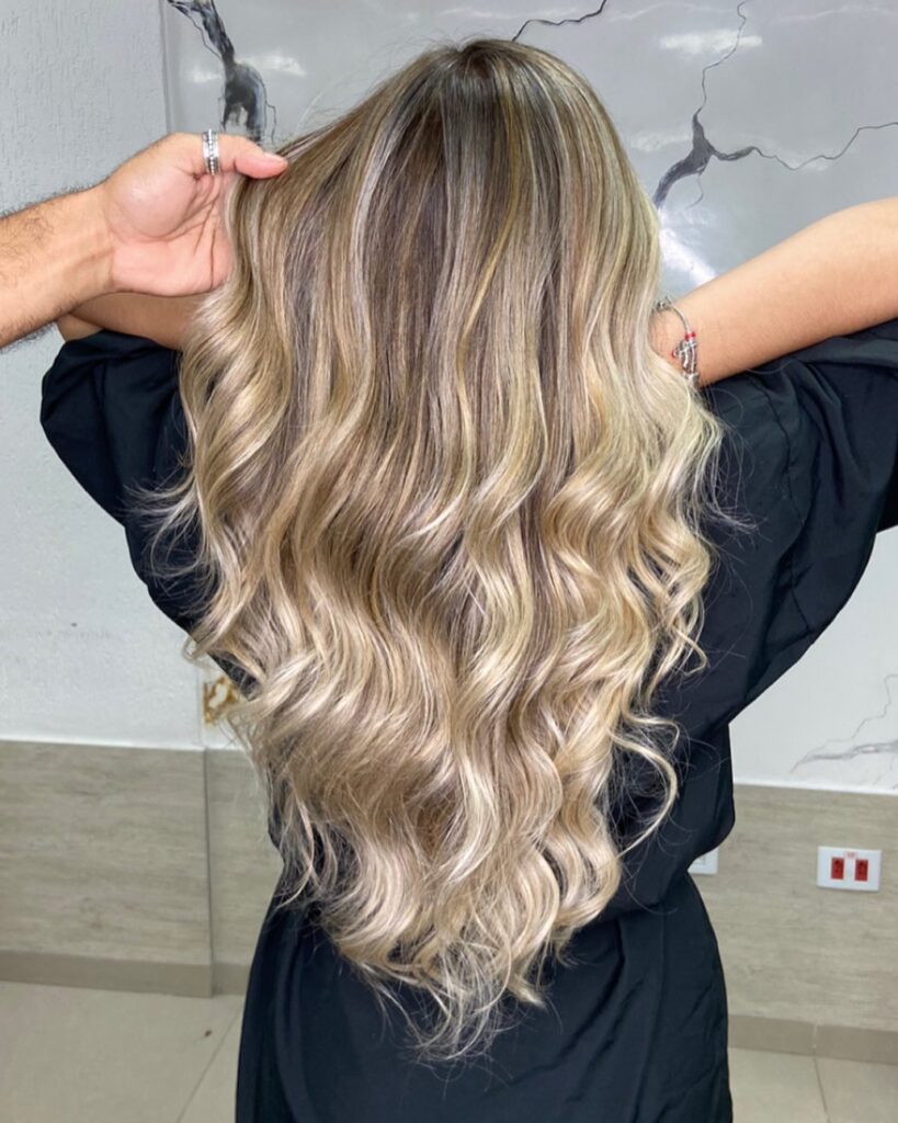 Coloração e mechas – Studio Chagas, Boqueirão, Praia Grande - SP – foto 9